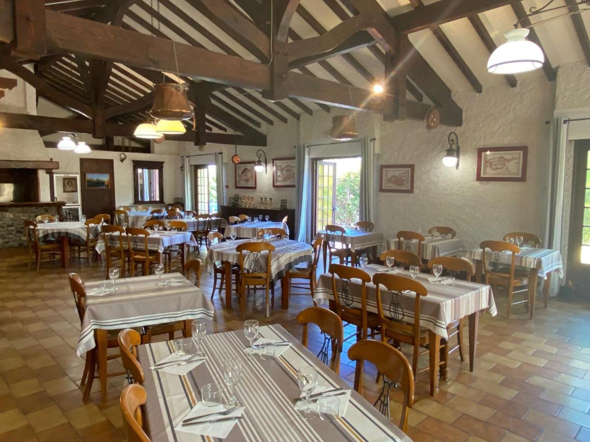 Auberge Chez Tante Ursule Камбо-ле-Бен Екстериор снимка