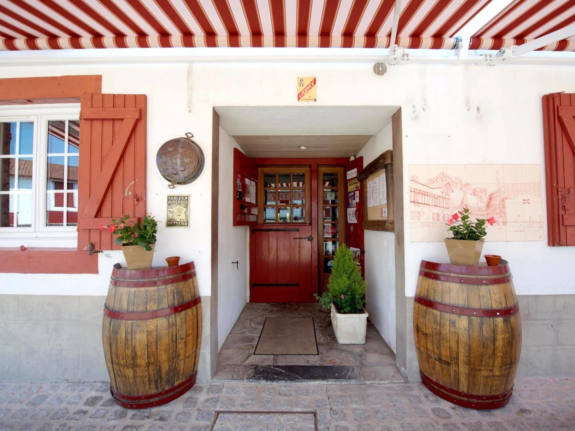 Auberge Chez Tante Ursule Камбо-ле-Бен Екстериор снимка